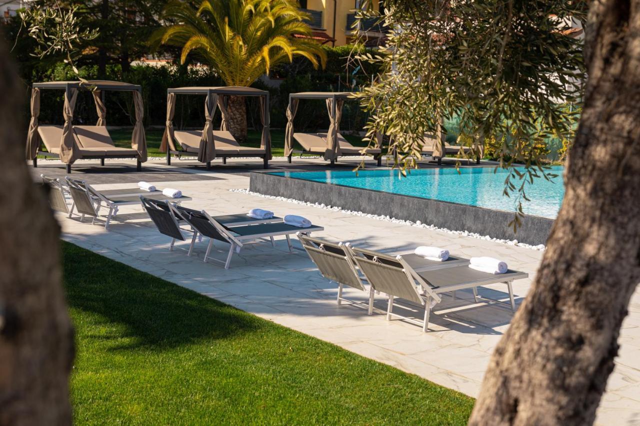Pietra Bianca Hotel Numana Exterior photo