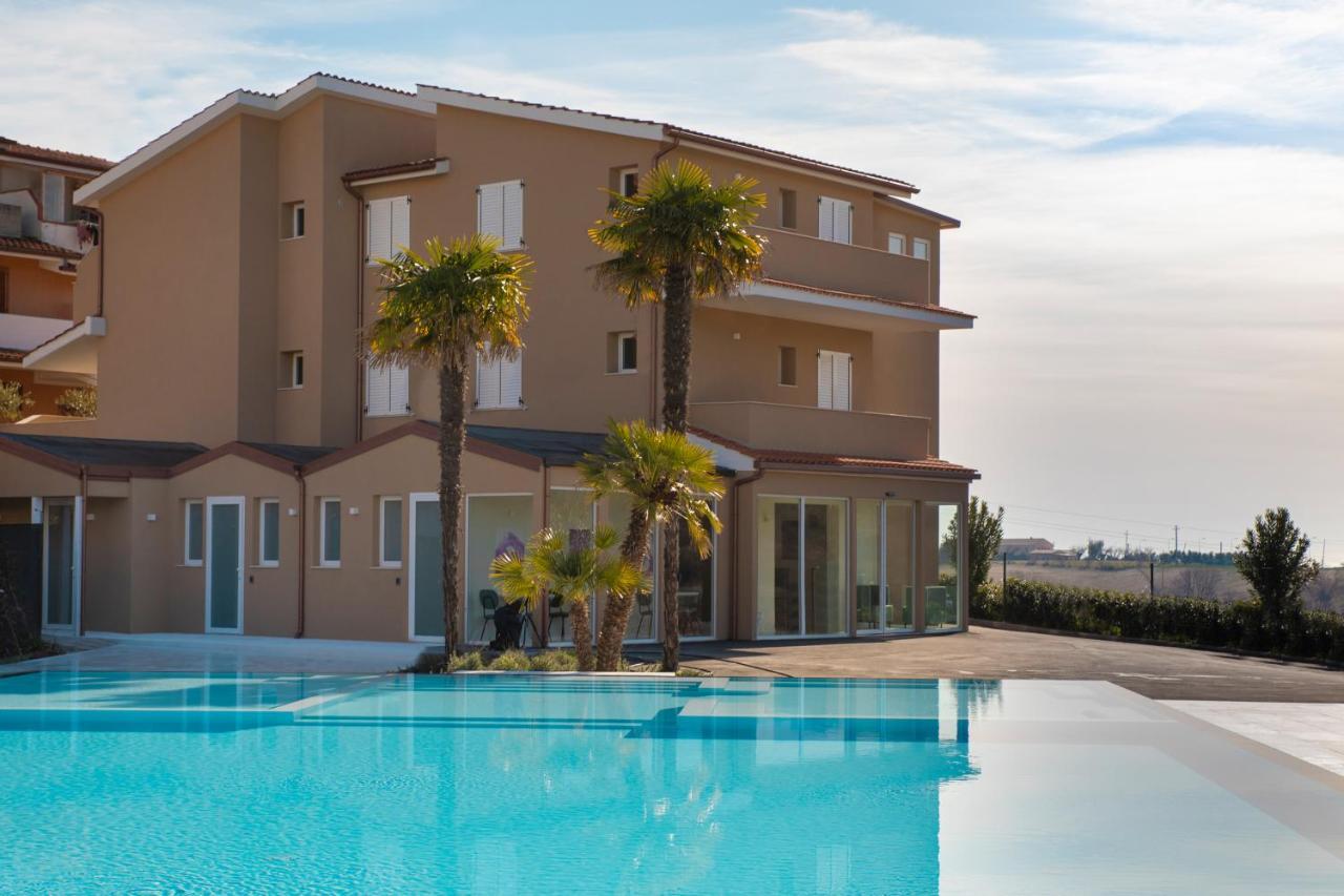Pietra Bianca Hotel Numana Exterior photo