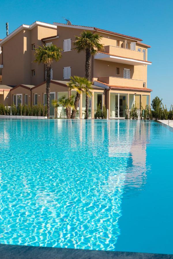 Pietra Bianca Hotel Numana Exterior photo